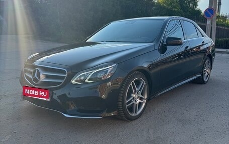 Mercedes-Benz E-Класс, 2015 год, 2 500 000 рублей, 2 фотография
