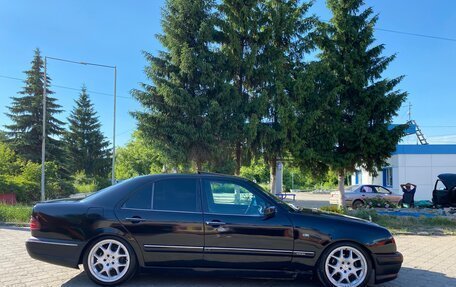 Mercedes-Benz E-Класс, 1996 год, 400 000 рублей, 12 фотография