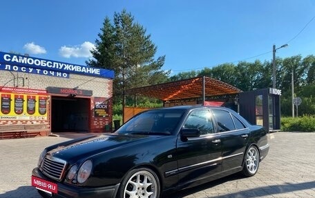 Mercedes-Benz E-Класс, 1996 год, 400 000 рублей, 7 фотография