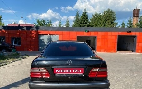 Mercedes-Benz E-Класс, 1996 год, 400 000 рублей, 10 фотография