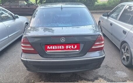 Mercedes-Benz C-Класс, 2001 год, 425 000 рублей, 2 фотография