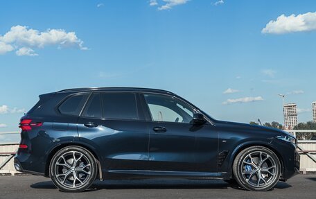 BMW X5, 2024 год, 14 000 000 рублей, 3 фотография