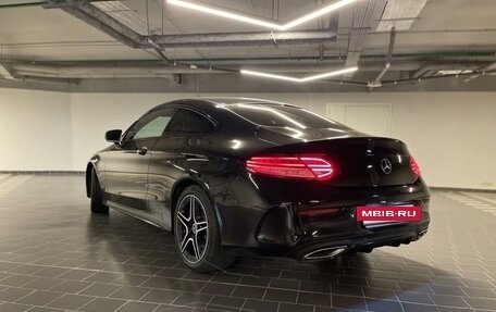 Mercedes-Benz C-Класс, 2019 год, 3 600 000 рублей, 7 фотография