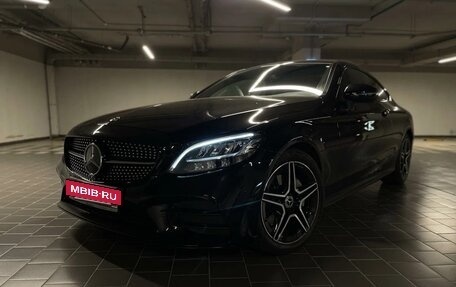 Mercedes-Benz C-Класс, 2019 год, 3 600 000 рублей, 4 фотография