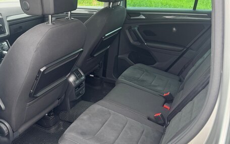 Volkswagen Tiguan II, 2017 год, 2 035 000 рублей, 5 фотография
