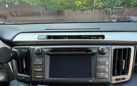 Toyota RAV4, 2013 год, 1 850 000 рублей, 6 фотография