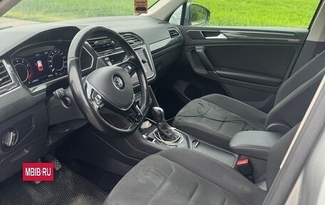 Volkswagen Tiguan II, 2017 год, 2 035 000 рублей, 4 фотография