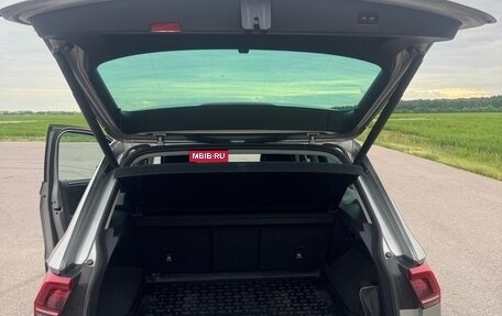 Volkswagen Tiguan II, 2017 год, 2 035 000 рублей, 8 фотография