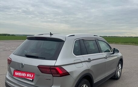 Volkswagen Tiguan II, 2017 год, 2 035 000 рублей, 9 фотография
