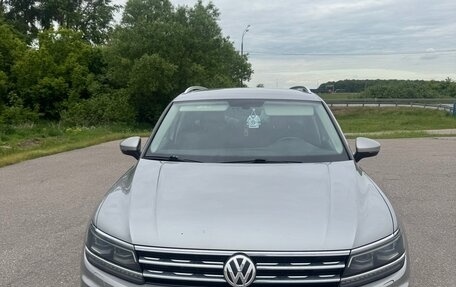 Volkswagen Tiguan II, 2017 год, 2 035 000 рублей, 15 фотография