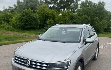 Volkswagen Tiguan II, 2017 год, 2 035 000 рублей, 16 фотография