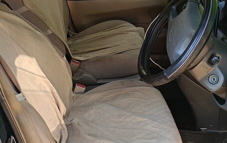 Toyota Ipsum II, 1999 год, 650 000 рублей, 6 фотография