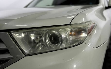 Toyota Highlander III, 2012 год, 1 485 000 рублей, 12 фотография