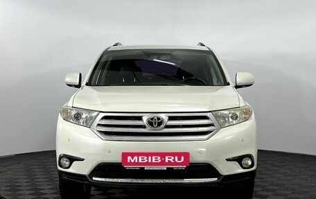 Toyota Highlander III, 2012 год, 1 485 000 рублей, 2 фотография