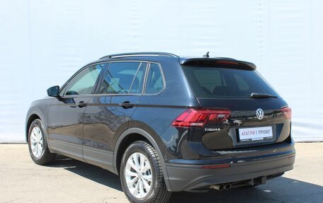 Volkswagen Tiguan II, 2020 год, 2 415 000 рублей, 5 фотография