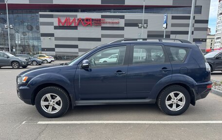 Mitsubishi Outlander III рестайлинг 3, 2011 год, 870 000 рублей, 6 фотография