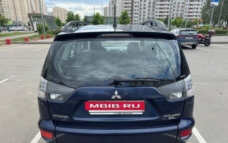 Mitsubishi Outlander III рестайлинг 3, 2011 год, 870 000 рублей, 14 фотография