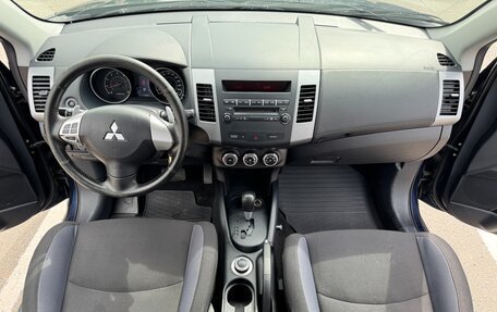 Mitsubishi Outlander III рестайлинг 3, 2011 год, 870 000 рублей, 36 фотография