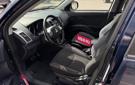 Mitsubishi Outlander III рестайлинг 3, 2011 год, 870 000 рублей, 37 фотография