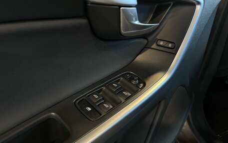 Volvo XC60 II, 2011 год, 880 000 рублей, 22 фотография