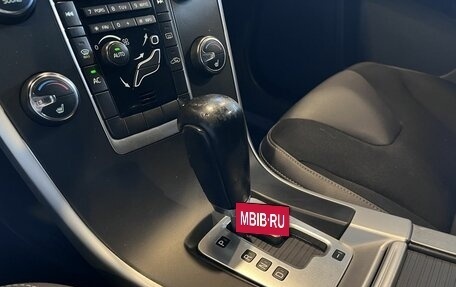 Volvo XC60 II, 2011 год, 880 000 рублей, 31 фотография
