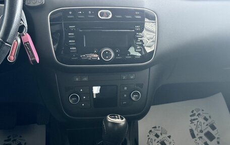 Fiat Punto III Punto Evo рестайлинг, 2013 год, 700 000 рублей, 7 фотография