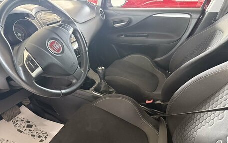 Fiat Punto III Punto Evo рестайлинг, 2013 год, 700 000 рублей, 8 фотография