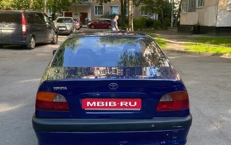 Toyota Avensis III рестайлинг, 1999 год, 160 000 рублей, 2 фотография