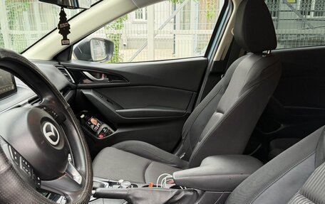 Mazda 3, 2015 год, 1 350 000 рублей, 16 фотография
