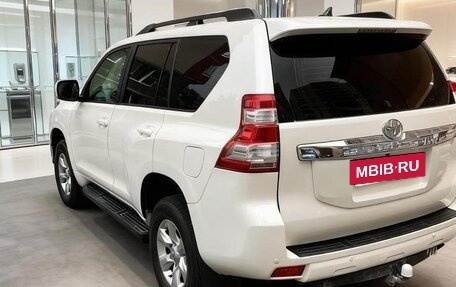 Toyota Land Cruiser Prado 150 рестайлинг 2, 2013 год, 2 990 000 рублей, 5 фотография