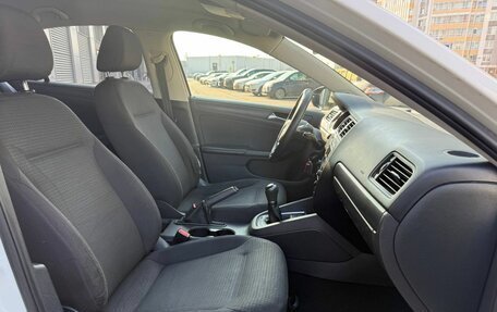 Volkswagen Jetta VI, 2015 год, 595 000 рублей, 10 фотография