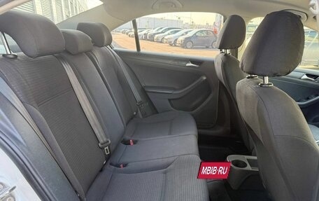 Volkswagen Jetta VI, 2015 год, 595 000 рублей, 11 фотография