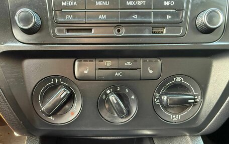 Volkswagen Jetta VI, 2015 год, 595 000 рублей, 15 фотография
