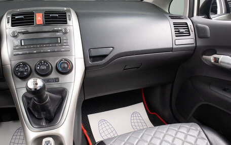Toyota Auris II, 2007 год, 599 000 рублей, 11 фотография