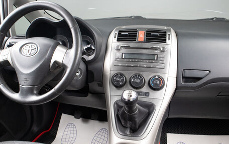 Toyota Auris II, 2007 год, 599 000 рублей, 9 фотография