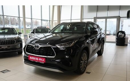 Toyota Highlander, 2026 год, 5 500 000 рублей, 2 фотография