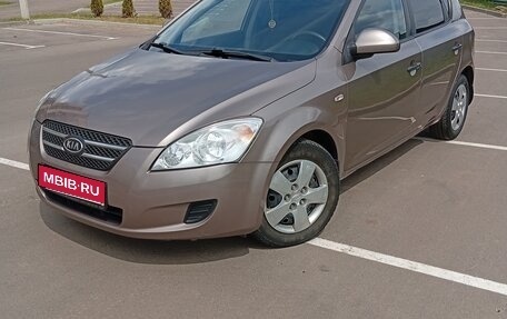 KIA cee'd I рестайлинг, 2008 год, 565 000 рублей, 1 фотография