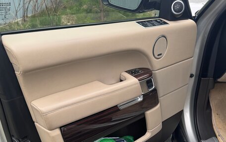 Land Rover Range Rover IV рестайлинг, 2014 год, 3 100 000 рублей, 11 фотография