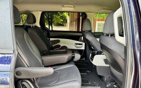 KIA Carnival, 2021 год, 3 690 000 рублей, 24 фотография