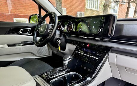 KIA Carnival, 2021 год, 3 690 000 рублей, 20 фотография