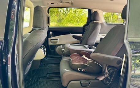 KIA Carnival, 2021 год, 3 690 000 рублей, 28 фотография