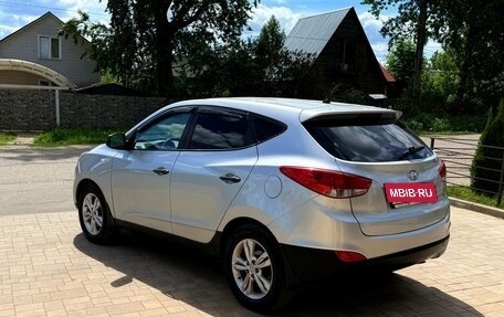 Hyundai ix35 I рестайлинг, 2011 год, 880 000 рублей, 9 фотография