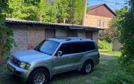 Mitsubishi Montero III, 2000 год, 980 000 рублей, 3 фотография