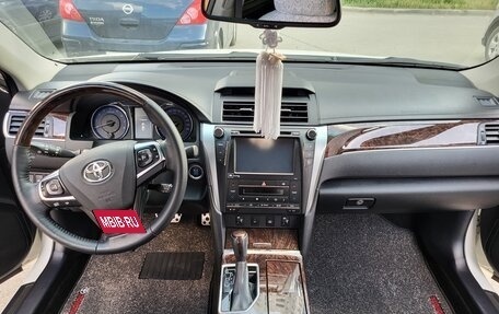 Toyota Camry, 2018 год, 2 750 000 рублей, 8 фотография
