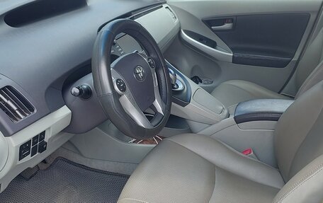 Toyota Prius, 2009 год, 900 000 рублей, 4 фотография