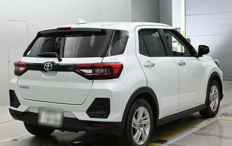 Toyota Raize I, 2023 год, 1 125 000 рублей, 3 фотография