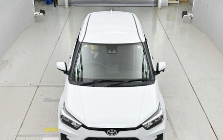 Toyota Raize I, 2023 год, 1 125 000 рублей, 7 фотография