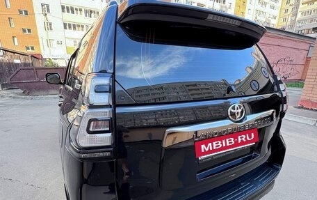 Toyota Land Cruiser Prado 150 рестайлинг 2, 2021 год, 6 500 000 рублей, 4 фотография
