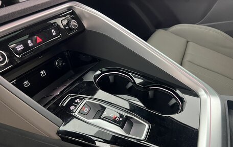 Audi Q5, 2025 год, 8 925 000 рублей, 11 фотография