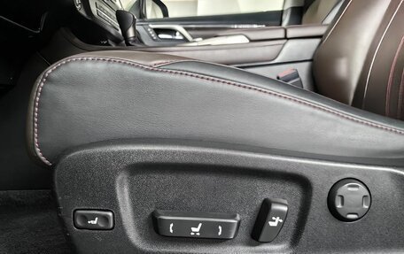 Lexus RX IV рестайлинг, 2016 год, 3 395 000 рублей, 23 фотография